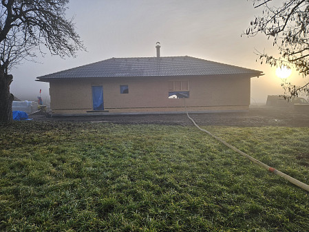 Izolace stropu dřevostavby rodinného domu v Dřítni na Českobudějovicku